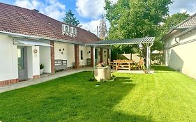 Tuenderkert Apartman